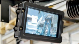 Экран системы Linde Vision System отображает изображения с установленных камер